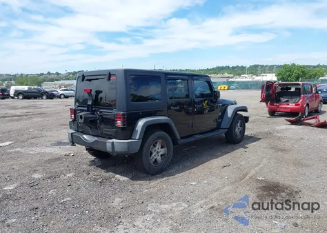 2016 Jeep Wrangler Unlimited Sport z USA, uszkodzony, nr VIN 1C4BJWDG9GL292093